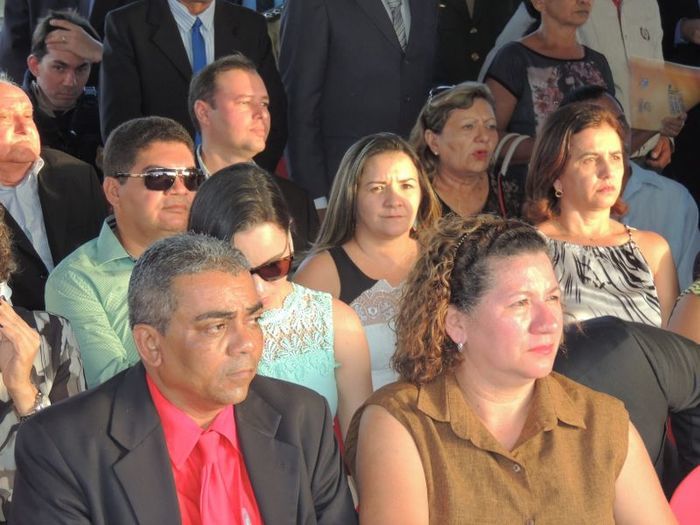 Prefeita Neuma Café é homenageada com medalha durante comemoração dos 192 anos da Batalha do Jenipapo - Imagem 33