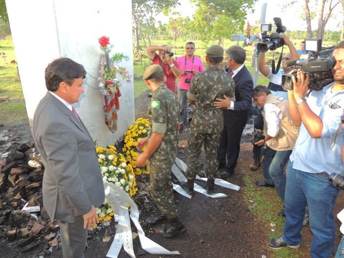 Prefeita Neuma Café é homenageada com medalha durante comemoração dos 192 anos da Batalha do Jenipapo - Imagem 16