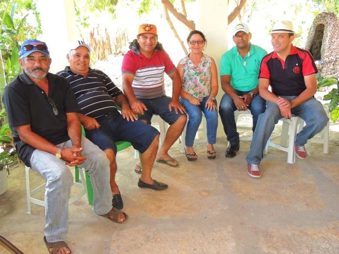 Inauguração na Zona Rural teve a participação do povo, parceiros, secretários, asessores e até vereador de oposição - Imagem 1