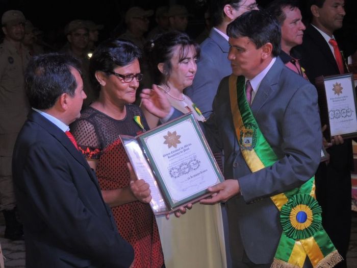 Prefeita Neuma Café é homenageada com medalha durante comemoração dos 192 anos da Batalha do Jenipapo - Imagem 56