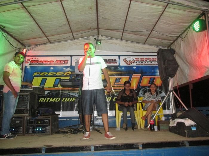 Leilão teve uma Arrecardação de quase dois mil Reais no Residencial Novo Horizonte  - Imagem 25