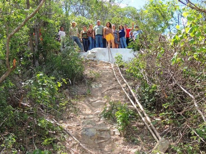Prefeita Neuma Café entrega as comunidades Pilões e Porteiras II sistema de abastecimento de água - Imagem 50