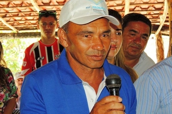 Prefeita inaugura estrada e sistemas de abastecimento d'água - Imagem 3