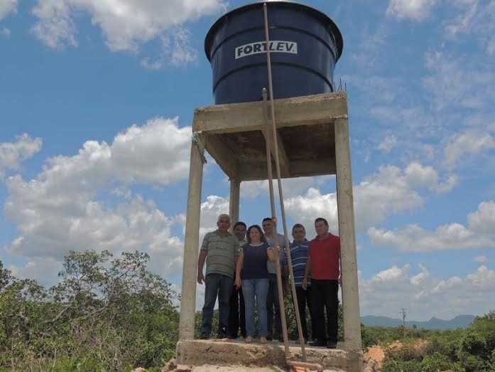 Prefeita inaugura estrada e sistemas de abastecimento d'água - Imagem 5