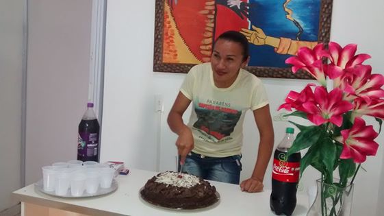 Amigas fazem surpresa para blogueira da cidade - Imagem 17