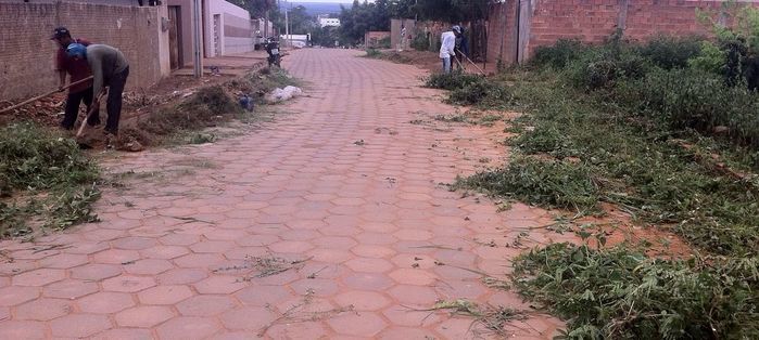 Prefeitura Municipal de Bom Jesus realiza reforma e melhora infraestrutura e saneamento na cidade - Imagem 5