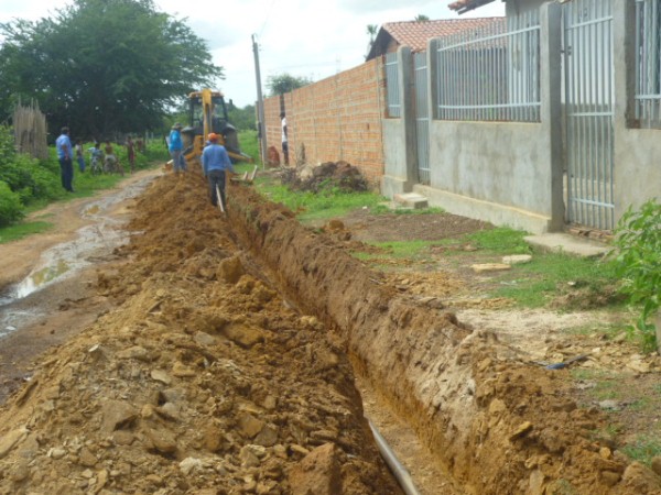 SAAE amplia rede de distribuição de água no Bairro Santa Rita - Imagem 1