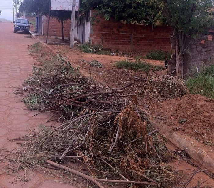Prefeitura Municipal de Bom Jesus realiza reforma e melhora infraestrutura e saneamento na cidade - Imagem 9