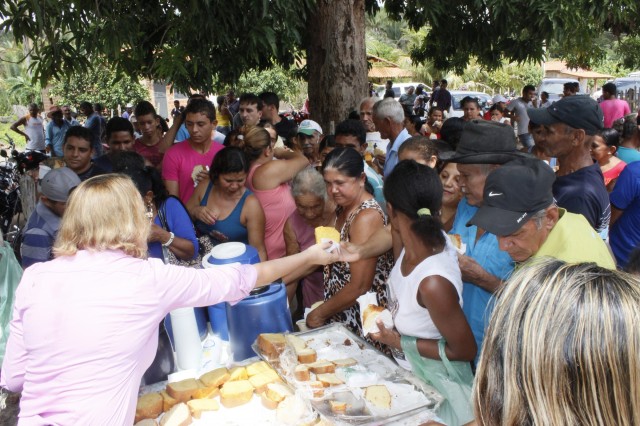 Famílias da zona rural de Miguel Alves são beneficiadas com cisternas - Imagem 17