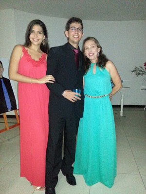 Os mais novos Engenheiros Civis Bruno Marinho e Laíza Mendonça realizam baile de formatura na AABB de Teresina - Imagem 34