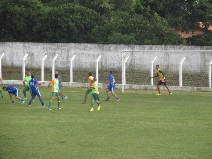 Elesbão Veloso vence na 2ª Rodada do Campeonato dos quarentões em Agricolândia - Imagem 12