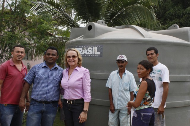 Famílias da zona rural de Miguel Alves são beneficiadas com cisternas - Imagem 21
