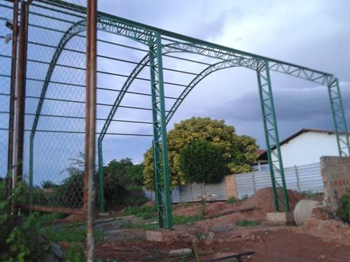 Construção da cobertura da quadra poliesportiva da escola de Riachão foi retomada e agilizada. - Imagem 4