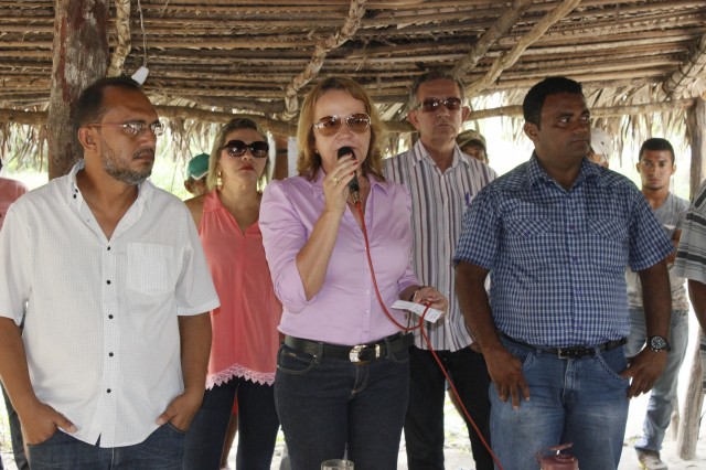 Famílias da zona rural de Miguel Alves são beneficiadas com cisternas - Imagem 9