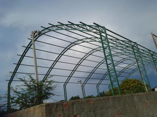 Construção da cobertura da quadra poliesportiva da escola de Riachão foi retomada e agilizada. - Imagem 1