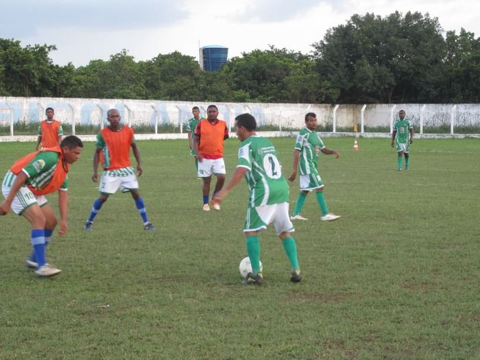 Time do prefeito Walter Alencar empata com o time de veteranos do prefeito Adalberto de Santo Antônio dos Milagres - Imagem 20