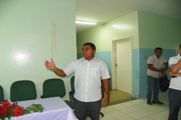 Toma posse o novo diretor do Hospital Regional Dr. Francisco Ayres Cavalcante - Imagem 16