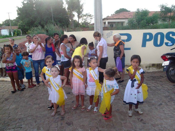 Secretarias realizam caminhada em comemoração ao Dia Internacional da Mulher - Imagem 2