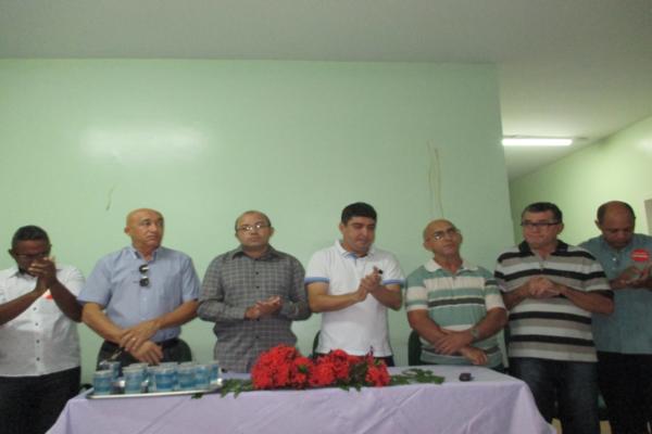 Toma posse o novo diretor do Hospital Regional Dr. Francisco Ayres Cavalcante - Imagem 61