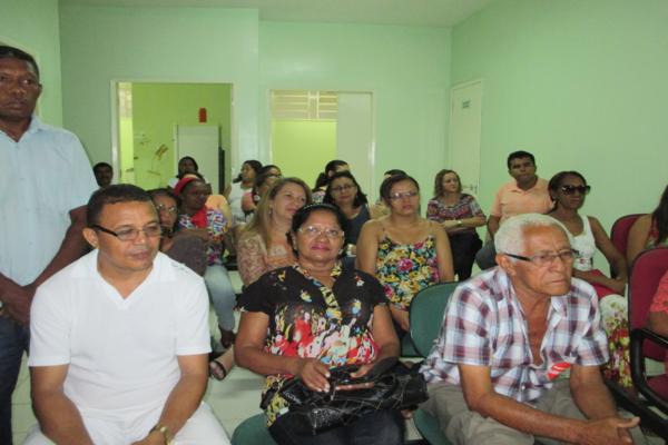 Toma posse o novo diretor do Hospital Regional Dr. Francisco Ayres Cavalcante - Imagem 58