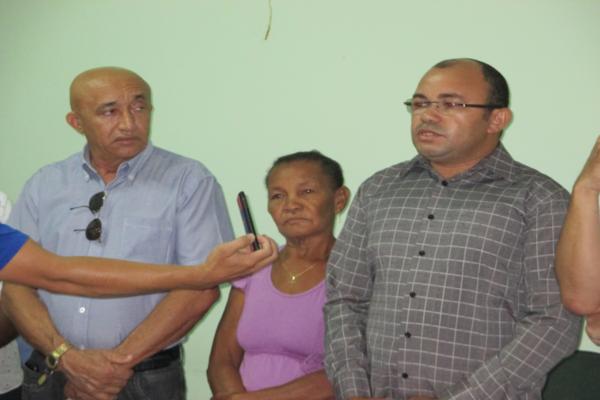 Toma posse o novo diretor do Hospital Regional Dr. Francisco Ayres Cavalcante - Imagem 73