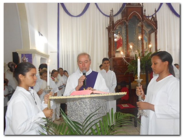 Comunidade inhumense participou ativamente das atividades religiosas do Festejo de São José 2015 - Imagem 77