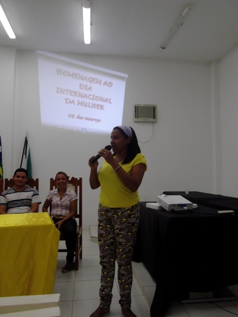 Secretarias realizam caminhada em comemoração ao Dia Internacional da Mulher - Imagem 30