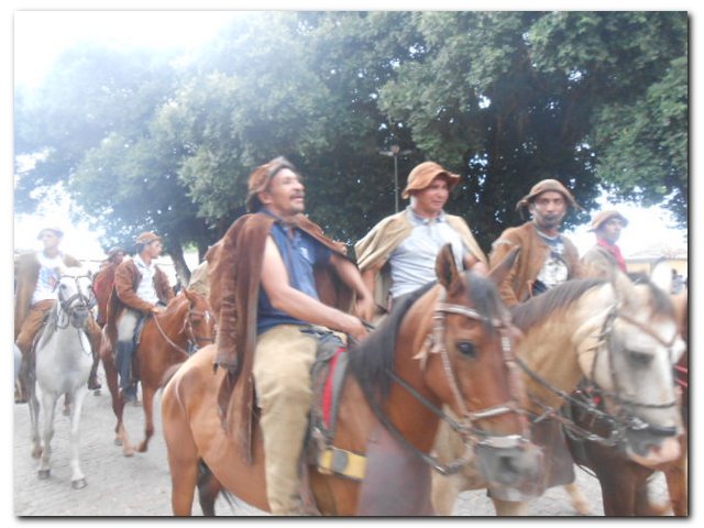 Comunidade inhumense participou ativamente das atividades religiosas do Festejo de São José 2015 - Imagem 36