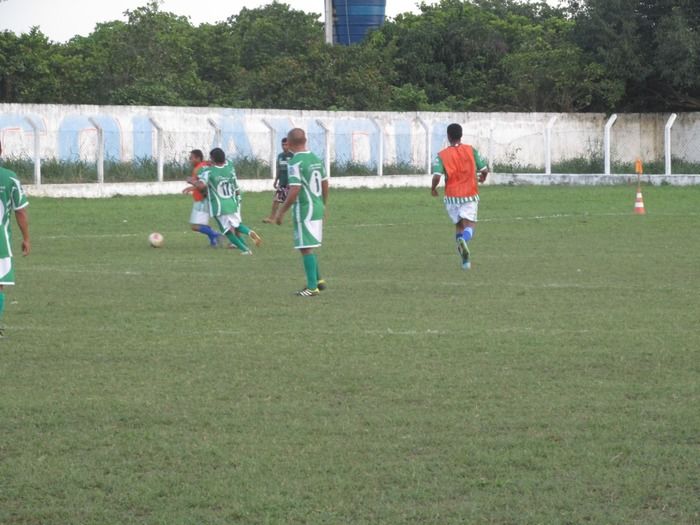 Time do prefeito Walter Alencar empata com o time de veteranos do prefeito Adalberto de Santo Antônio dos Milagres - Imagem 6