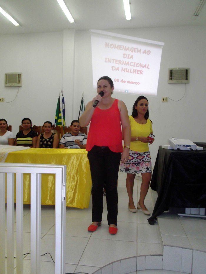 Secretarias realizam caminhada em comemoração ao Dia Internacional da Mulher - Imagem 29