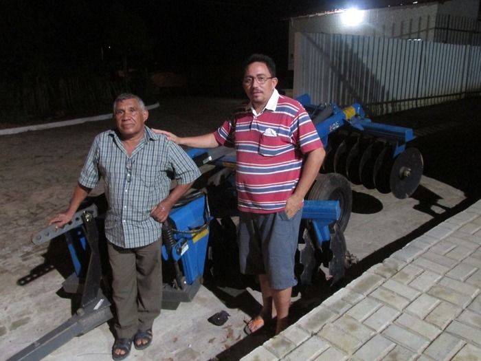 Associação consegue Trator através de Reivindicação a Deputada Federal Iracema Portela   - Imagem 11