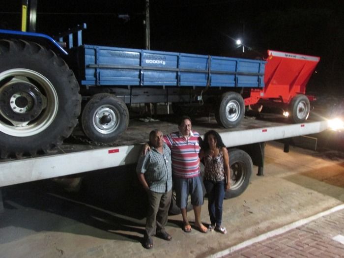 Associação consegue Trator através de Reivindicação a Deputada Federal Iracema Portela   - Imagem 7