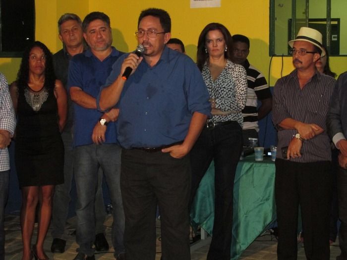 Prefeito Walter Alencar e Lideranças politicas entregam obras de Reformas e Ampliação em Agricolândia - Imagem 66