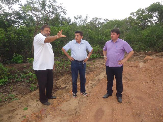 Comissão Municipal Visitou Obras na Localidade Brejo da Fortaleza - Imagem 3