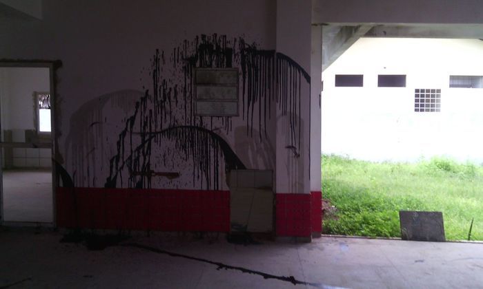 JUAZEIRO DO PIAUÍ: Vândalos picham paredes e quebram vitrôs da Creche Municipal   - Imagem 7