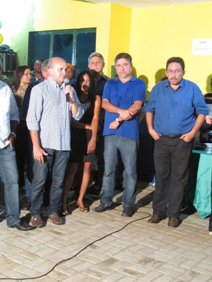 Prefeito Walter Alencar e Lideranças politicas entregam obras de Reformas e Ampliação em Agricolândia - Imagem 61