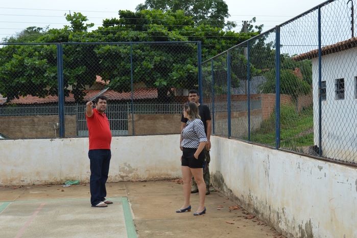     Prefeito e Secretários discutem reforma do Estádio municipal e Quadra Poliesportiva  - Imagem 23