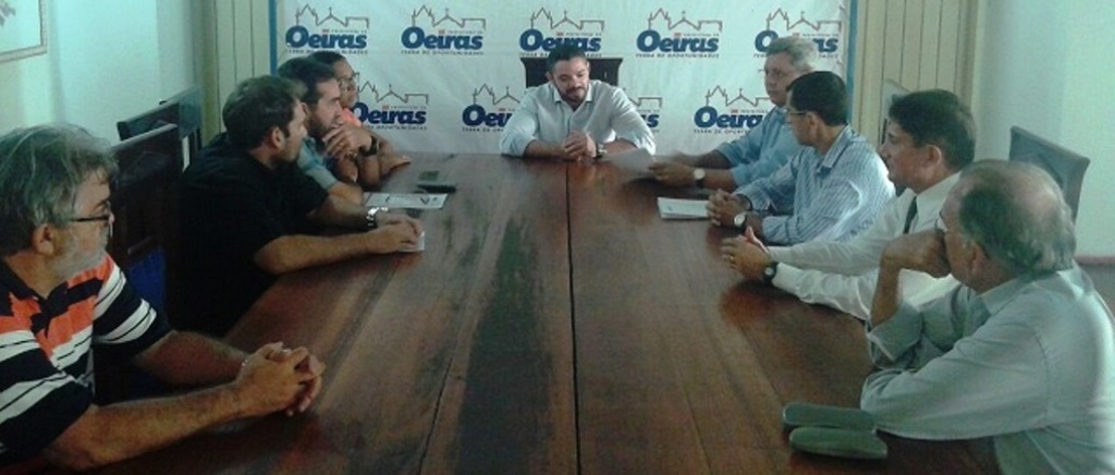 Prefeitura de Oeiras firma parceria com Caixa Econômica Federal 