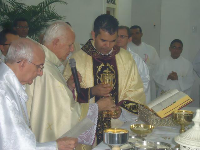 Advogado ipiranguense é ordenado Presbítero Católico - Imagem 148