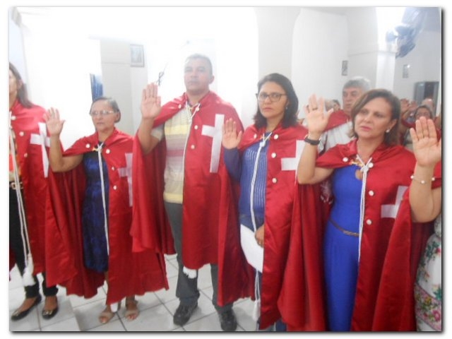 Confraria do Divino Espírito Santo da Confederação Valenciana recebe novos associados de Inhuma - Imagem 33