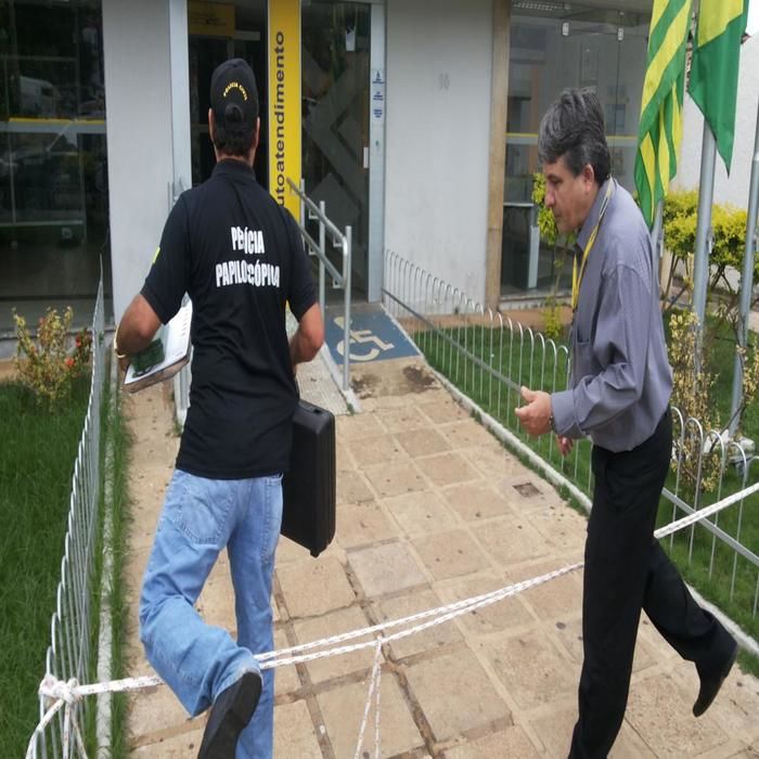 Bando arromba cofre do BB de Elesbão Veloso - Imagem 5