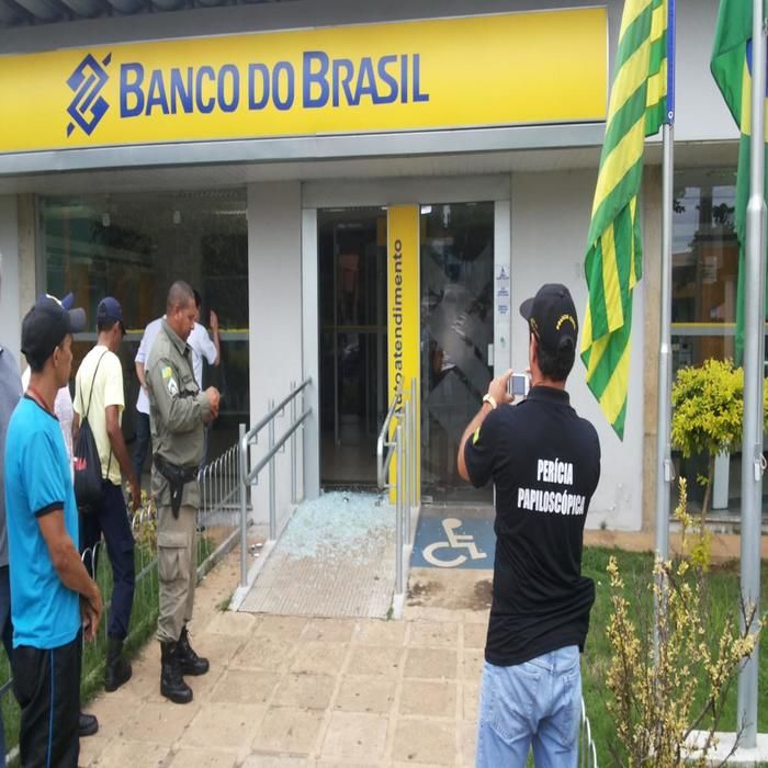 Bando arromba cofre do BB de Elesbão Veloso - Imagem 7