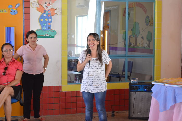 Prefeitura e  Secretaria Municipal de Educação compram livros didáticos para a Educação Infantil  - Imagem 18