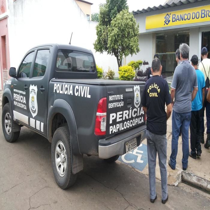 Bando arromba cofre do BB de Elesbão Veloso - Imagem 3