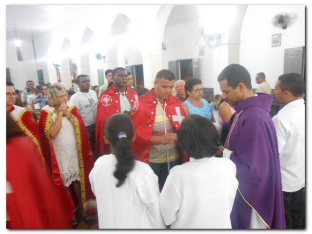 Confraria do Divino Espírito Santo da Confederação Valenciana recebe novos associados de Inhuma - Imagem 42