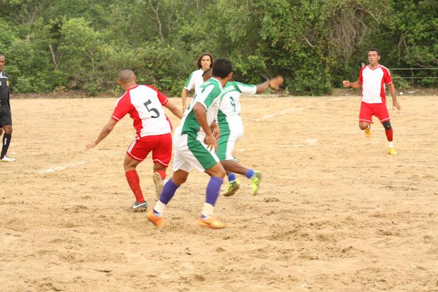 Bahia Sagrou-se Campeão do Campeonato do Clube do Dodó 2015 - Imagem 2
