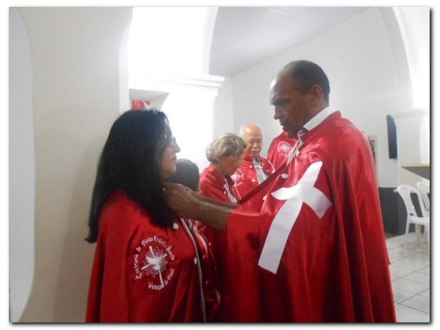 Confraria do Divino Espírito Santo da Confederação Valenciana recebe novos associados de Inhuma - Imagem 25