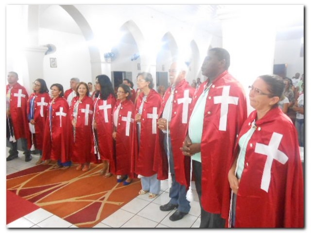 Confraria do Divino Espírito Santo da Confederação Valenciana recebe novos associados de Inhuma - Imagem 27