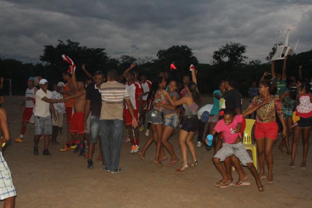 Bahia Sagrou-se Campeão do Campeonato do Clube do Dodó 2015 - Imagem 110