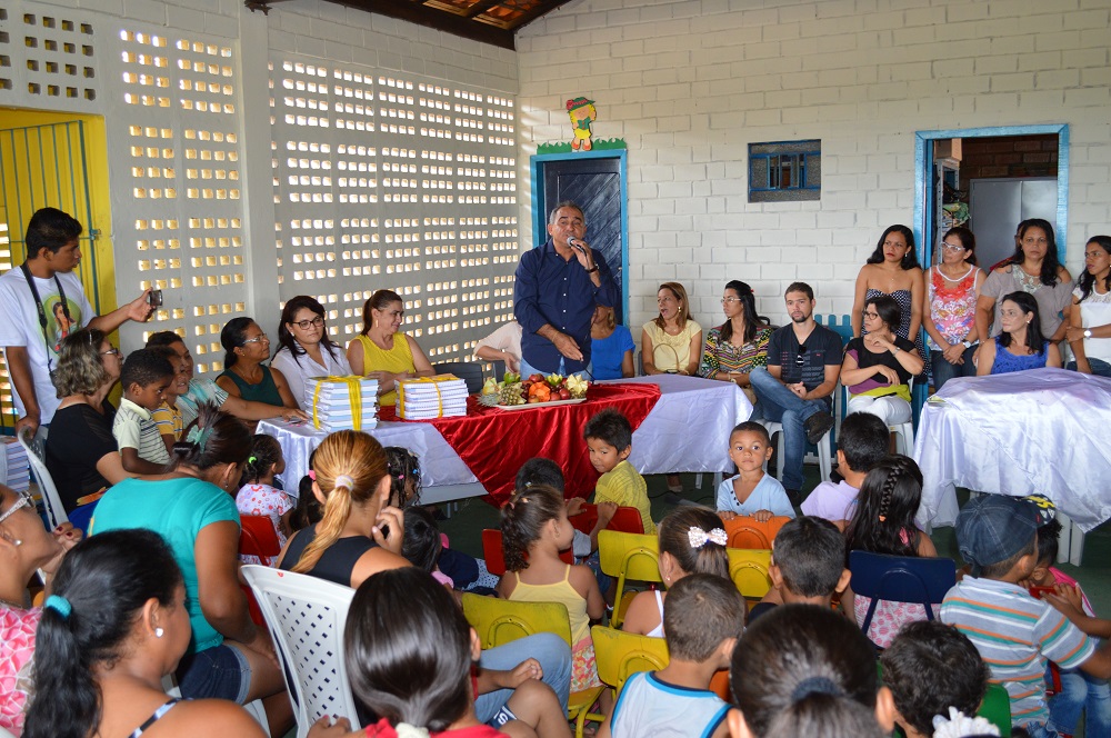 Prefeito Bernildo Val entrega Centro Infantil ampliado em Buriti dos Lopes